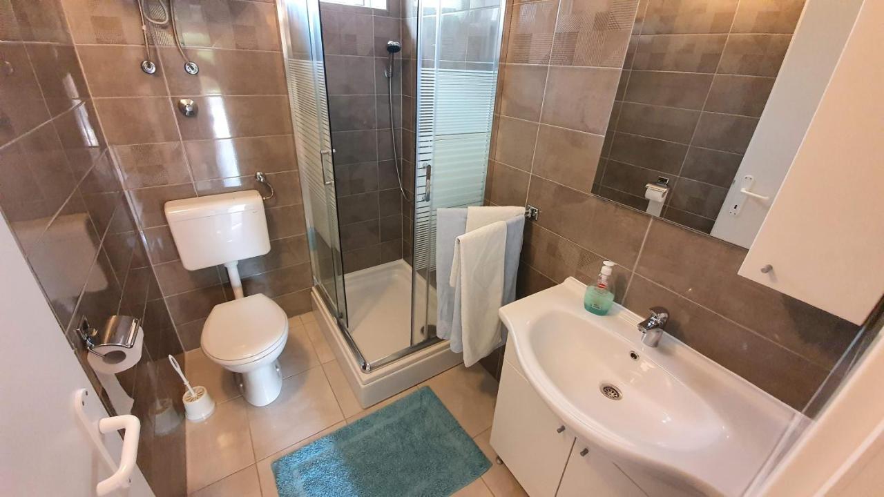 Double Rooms With Terrace Tomica Башка Екстер'єр фото