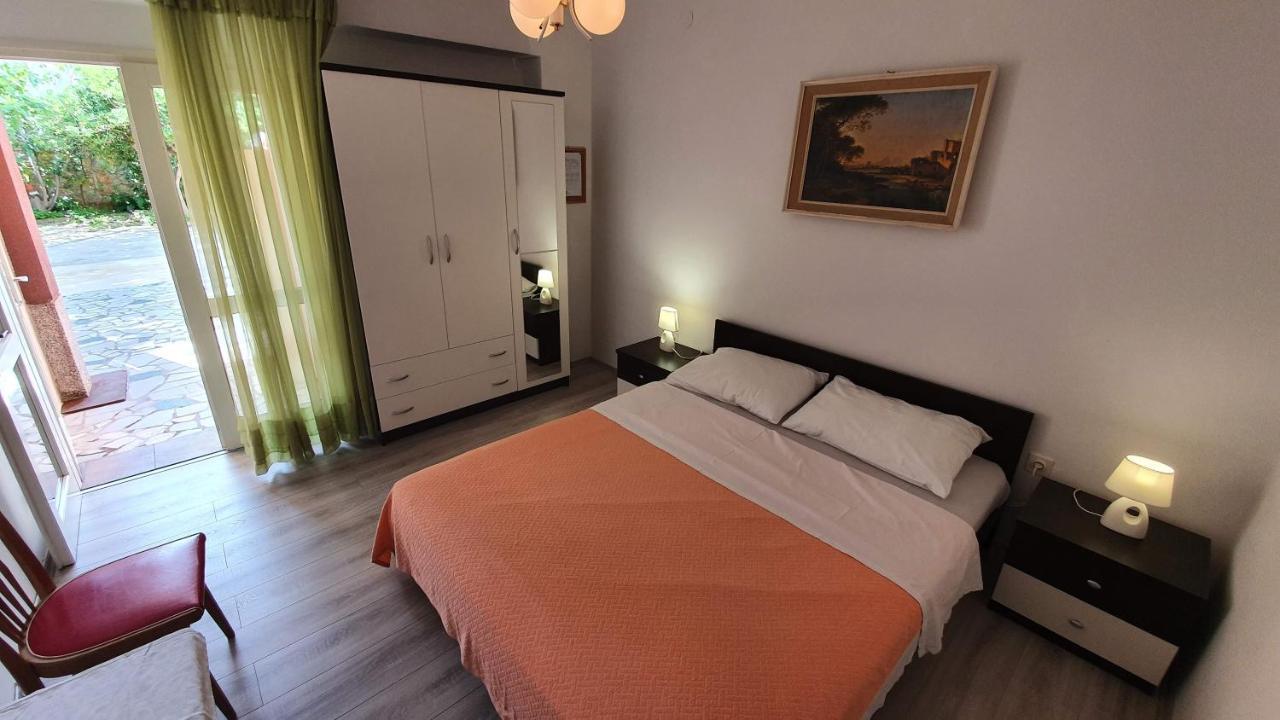 Double Rooms With Terrace Tomica Башка Екстер'єр фото
