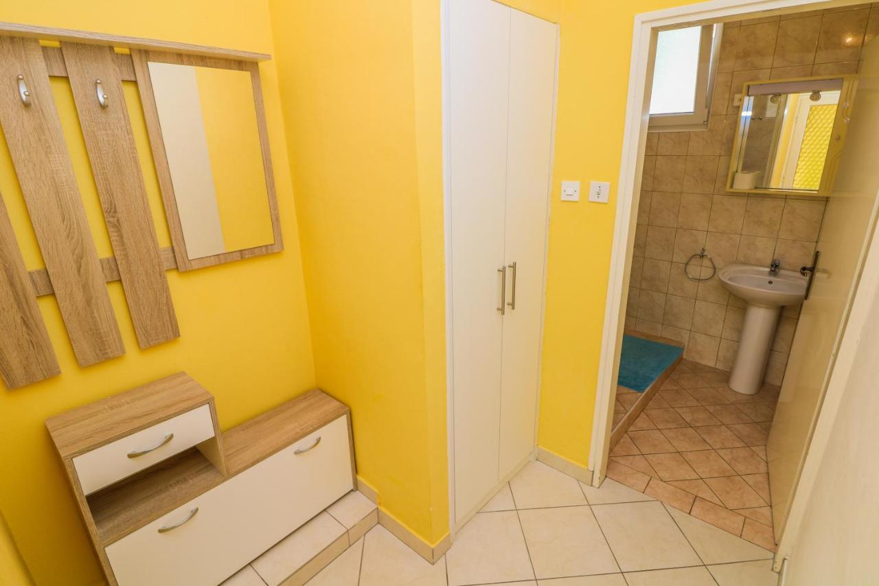 Double Rooms With Terrace Tomica Башка Екстер'єр фото