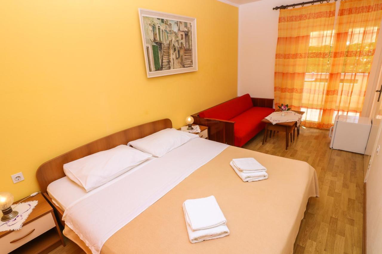 Double Rooms With Terrace Tomica Башка Екстер'єр фото
